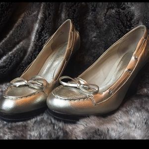 Sperry Light Gold Wedge Mocassin